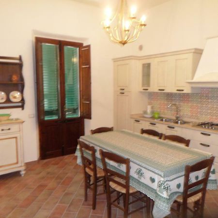 Ferienwohnung La Terrazza Palaia Exterior foto
