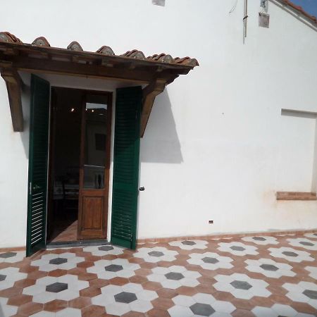 Ferienwohnung La Terrazza Palaia Exterior foto