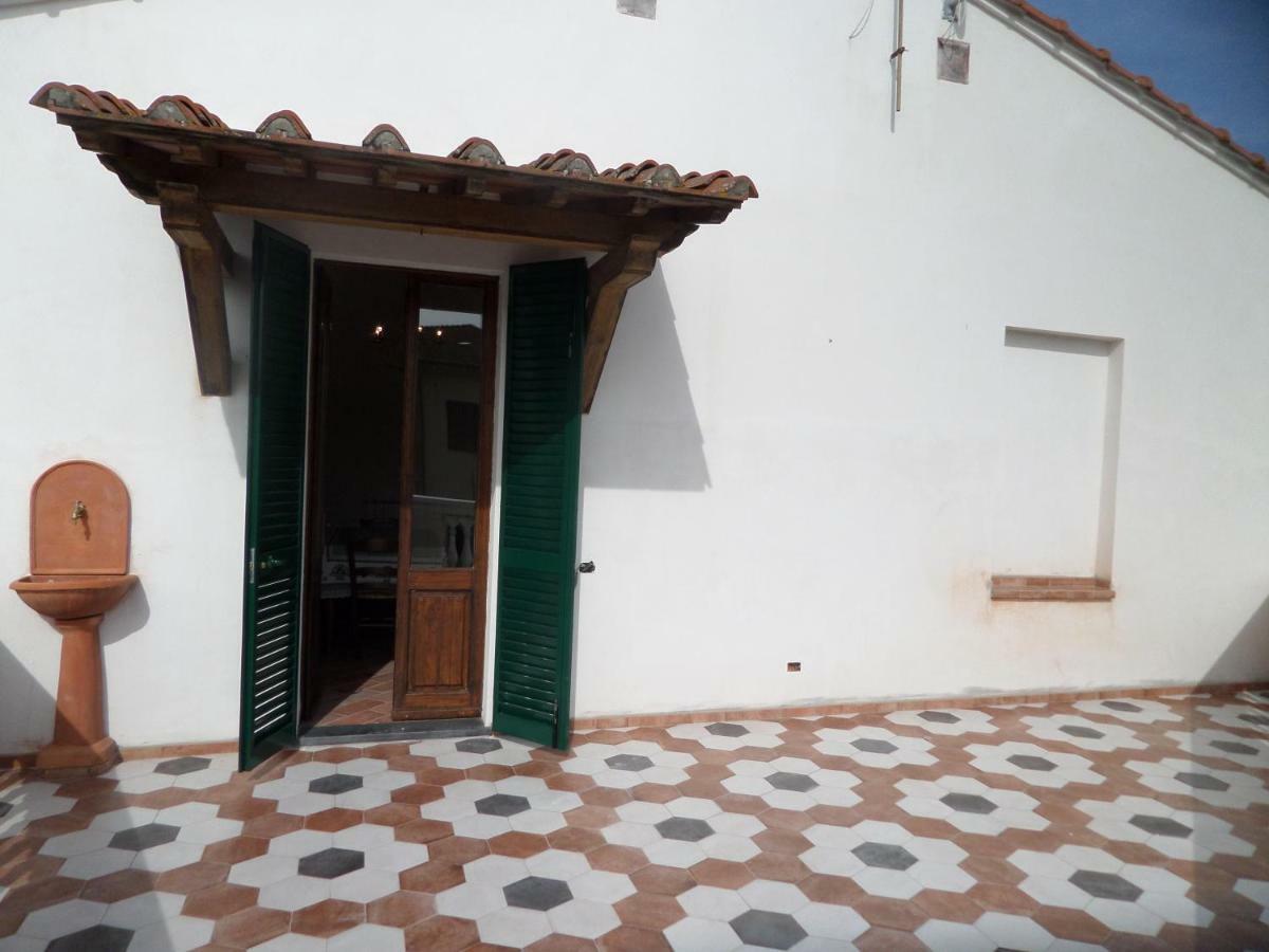 Ferienwohnung La Terrazza Palaia Exterior foto